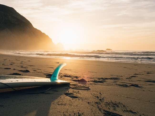 Surfboard-beached-650px.jpg